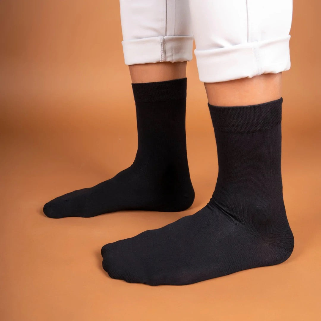 CLASSIC SOLID BLACK SOCKS The Kroave