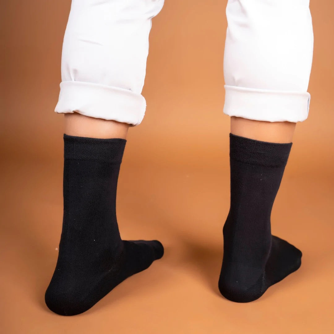 CLASSIC SOLID BLACK SOCKS The Kroave