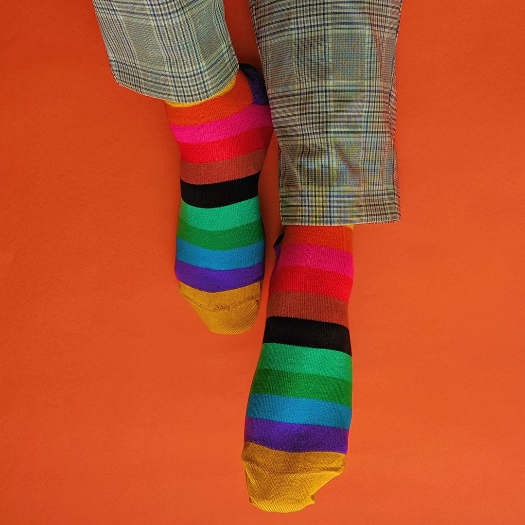 COLOURS OF LIFE SOCKS The Kroave